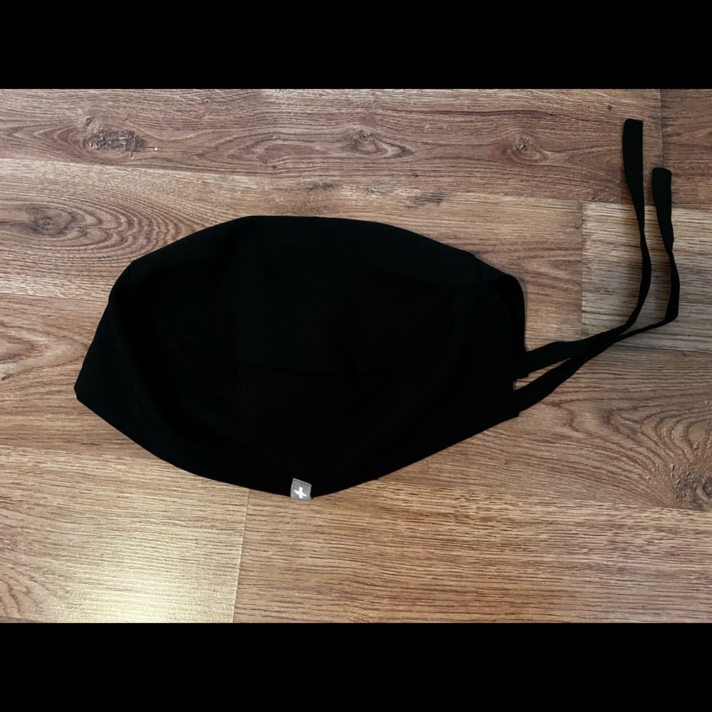 Figs Black Scrub Cap Never Worn